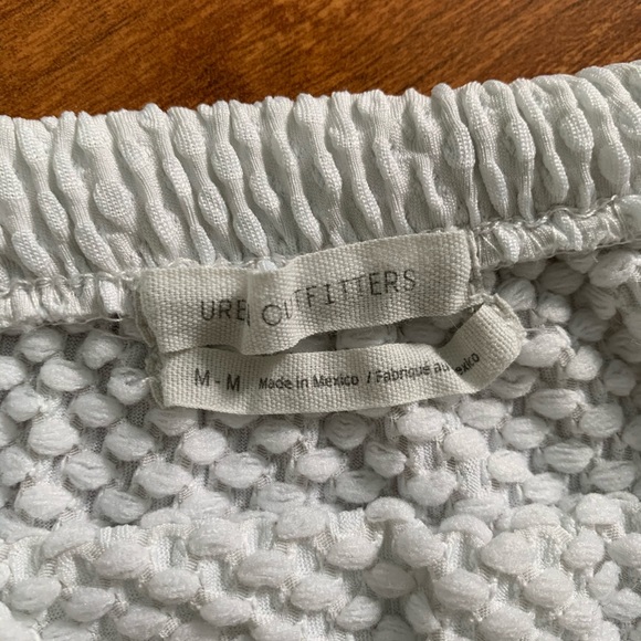 Urban Outfitters Off-Shoulder Ruffled Crop Top-Med - Picture 5 of 9